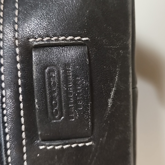 Coach Genuine Leather Large Shoulder Tote Bag LEATHER WEAR - Picture 5 of 17